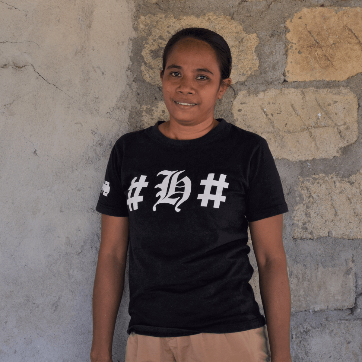 Oecusse, Timor-Leste: Ana started her own business after joining a savings group established by Oxfam and local partner Masine Neu Oecusse. Oxfam acknowledges the support of the Australian Government through the Australian NGO Cooperation Program (ANCP). Photo: Oxfam.