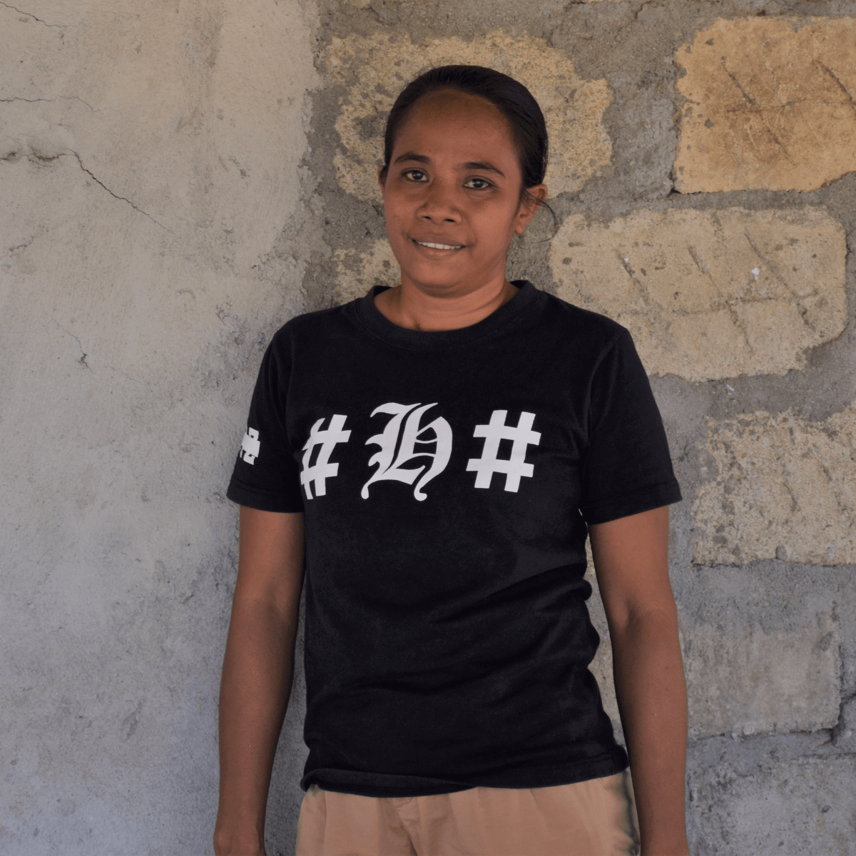 Ana Timor-Leste circle Oecusse, Timor-Leste: Ana started her own business after joining a savings group established by Oxfam and local partner Masine Neu Oecusse. Oxfam acknowledges the support of the Australian Government through the Australian NGO Cooperation Program (ANCP). Photo: Oxfam.
